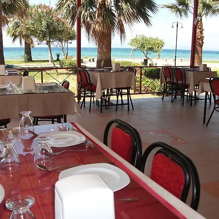Hotel Holiday Guzelcamli