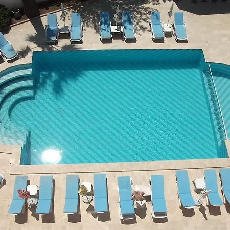 Holiday Guzelcamli