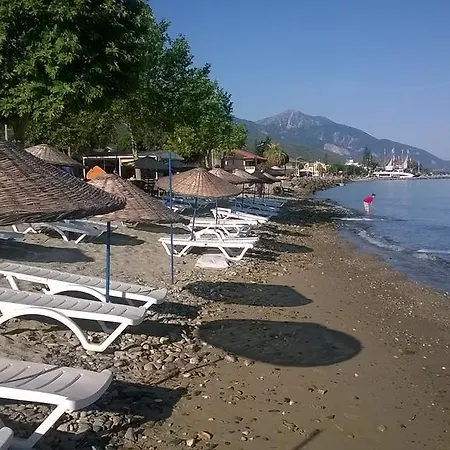 Ξενοδοχείο Holiday