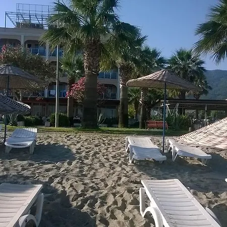 Hotel Holiday