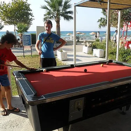 Holiday Hotel